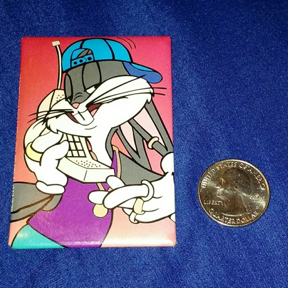 Warner Bros - 1993 Gangster Bugs Bunny Pin - Picture 2 of 6
